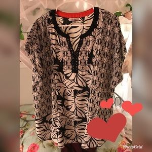 NWOT ROZ & ALI BLACK&WHITE TUNIC FREE NECKLACE 2X